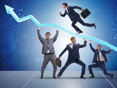 Ekonomik krizin iyileşmesini destekleyen işadamı