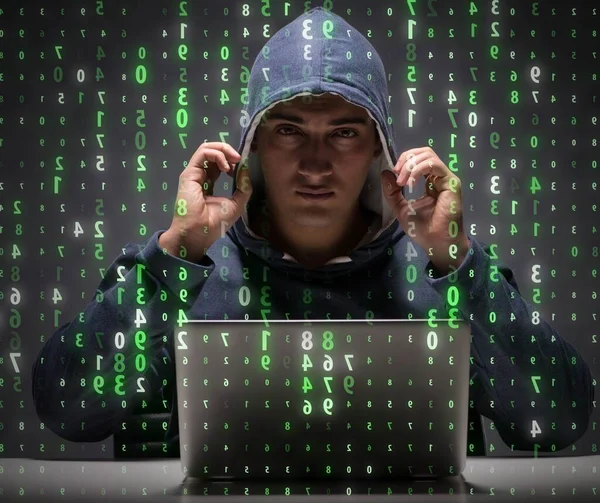 Jonge hacker in data security concept — Stockfoto