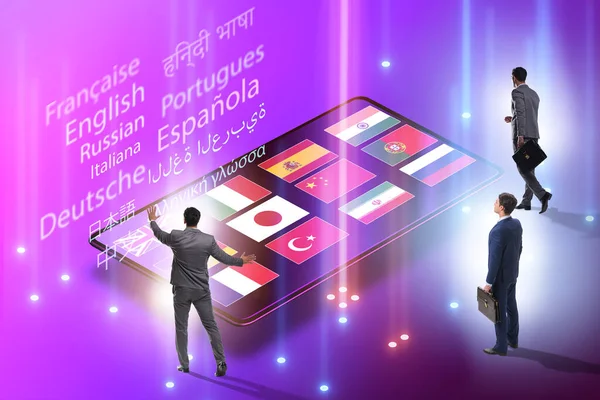 Concept van online vertalen en leren van vreemde talen — Stockfoto