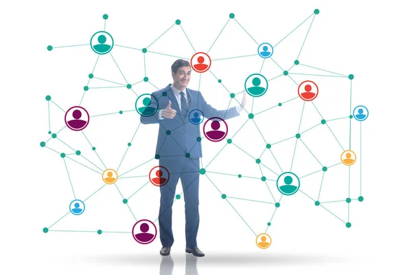 Mann drückt virtuellen Knopf auf Social-Network-Konzept — Stockfoto