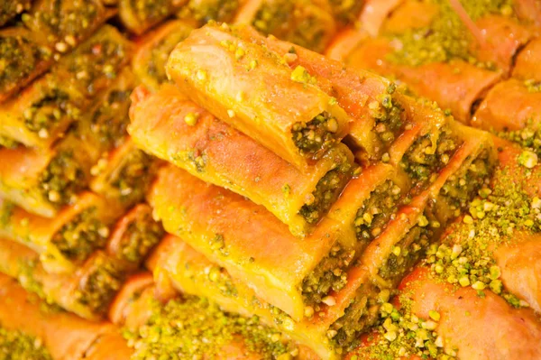 Pile Fresh Arabic Baklava Pistachio Nuts — Stock Photo, Image