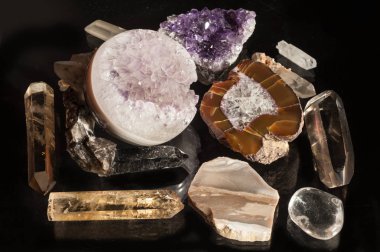 kuvars taş yakın çekim