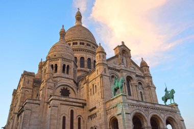 Basilique du Sacré Coeur Katedrali tepede Montmartre, Paris, Fransa.