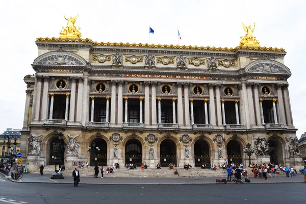 Paris França Agosto 2018 Vista Frontal Famosa Ópera — Fotografia de Stock