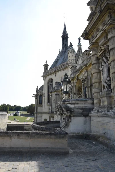 Chantilly Frankrike Augusti 2018 Utsikt Över Historiska Chantilly Slottet — Stockfoto