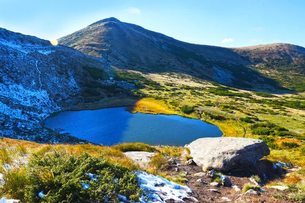 Panoramautsikt Naturskjønne Fjellandskap Karpatene Ukraina – royaltyfritt gratis stockfoto