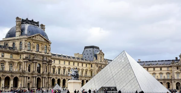 Louvren Paris Frankrike — Stockfoto