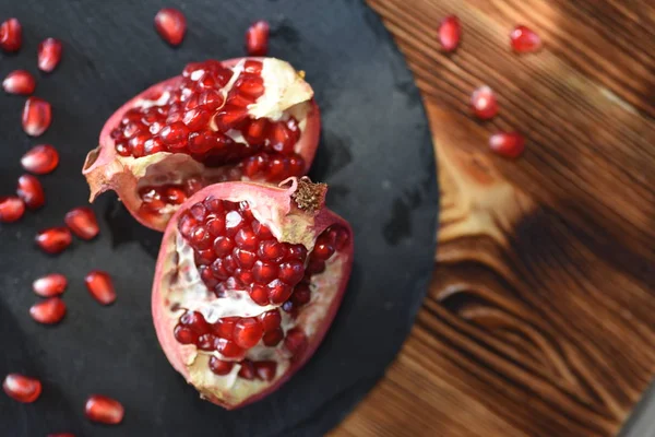 Bright Juicy Pomegranate Macro Mode — Stockfoto
