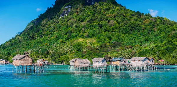 Traditionelles Seezigeunerdorf Der Nähe Der Bohey Dulang Insel Malaysia — Stockfoto