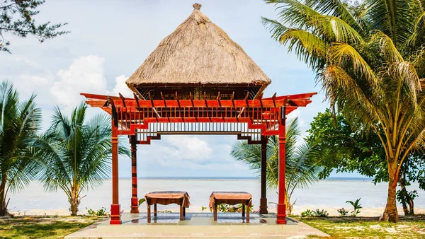 Bela Paisagem Uma Praia Resort Tropical — Fotografia de Stock