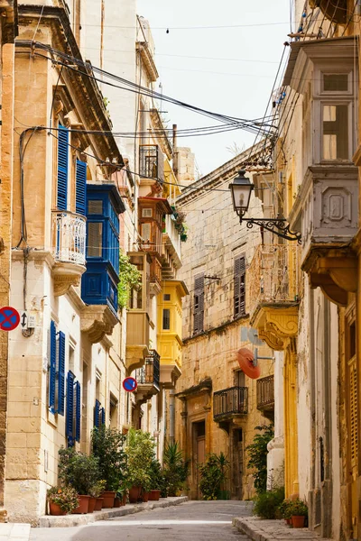 Traditionele Gesloten Houten Balkons Van Valletta Stad Malta Europa Unesco — Stockfoto