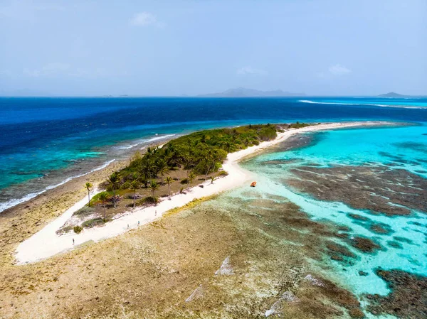 Pohled Letecké Drone Petit Tabac Tropický Ostrov Tyrkysové Karibské Moře — Stock fotografie
