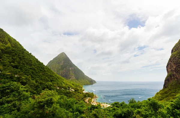 Kultovní Pohled Piton Hory Ostrově Svatá Lucie Karibiku — Stock fotografie