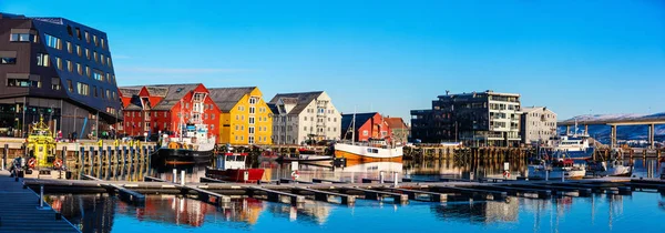 Güzel Şehir Tromso Kuzey Norveç Alacakaranlıkta Alacakaranlıkta Panoraması — Stok fotoğraf