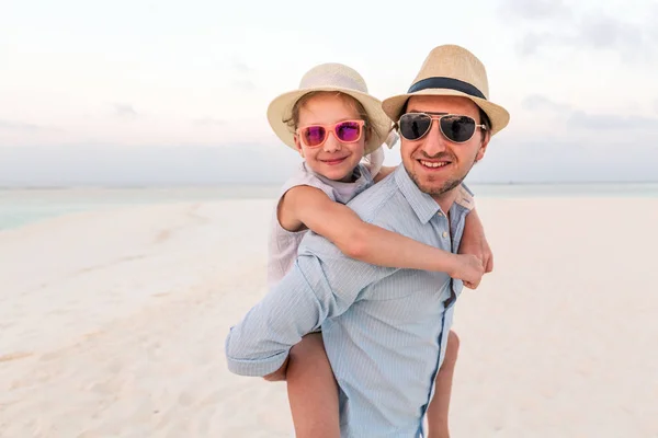 Father His Adorable Little Daughter Beach — Stock Photo, Image