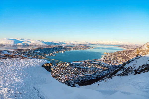 Güzel Kış Manzarası Kar Görünümünü Kasaba Kuzey Norveç Tromso Kaplı — Stok fotoğraf