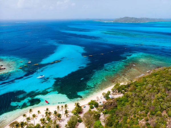 Vue Aérienne Par Drone Des Îles Tropicales Des Cayes Turquoise — Photo