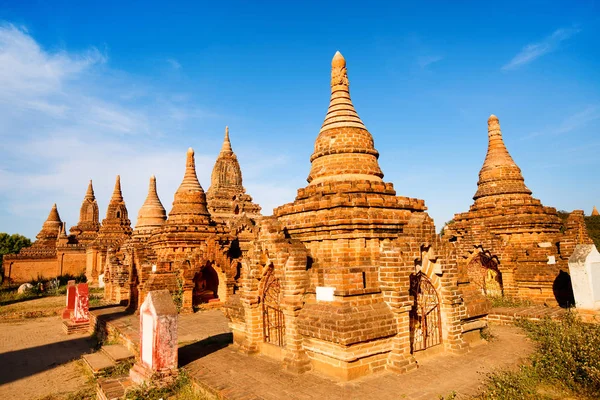 Vista Deslumbrante Pagodes Budistas Históricos Bagan Área Arqueológica Mianmar — Fotografia de Stock