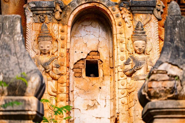 Detalhes Perto Shwe Indein Pagode Perto Lago Inle Mianmar — Fotografia de Stock