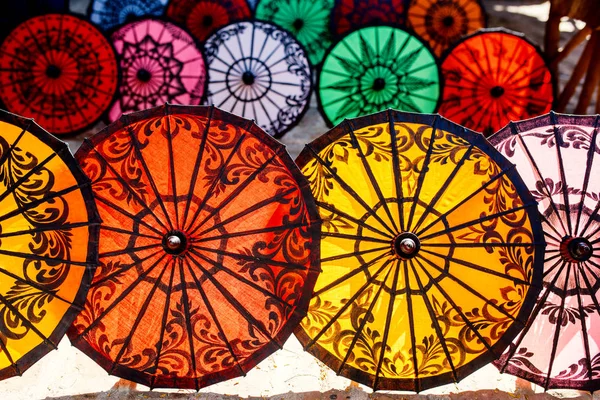 Parasols Traditionnels Colorés Faits Main Dans Une Usine Myanmar — Photo