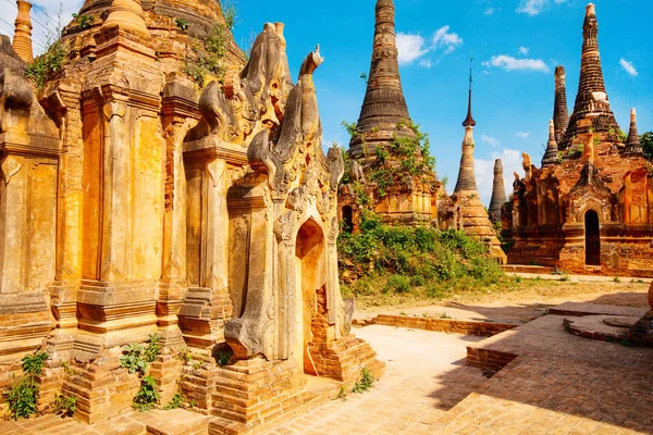 Παγόδα Shwe Indein Hundrets Των Αιώνες Παλιά Stupas Κοντά Inle — Φωτογραφία Αρχείου
