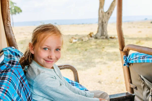 Adorable Little Girl Kenya Safari Morning Game Drive Open Vehicle — Stock Photo, Image