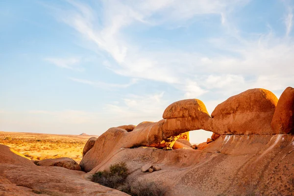 Bella Alba Sulla Zona Spitzkoppe Con Pittoreschi Archi Pietra Formazioni — Foto Stock