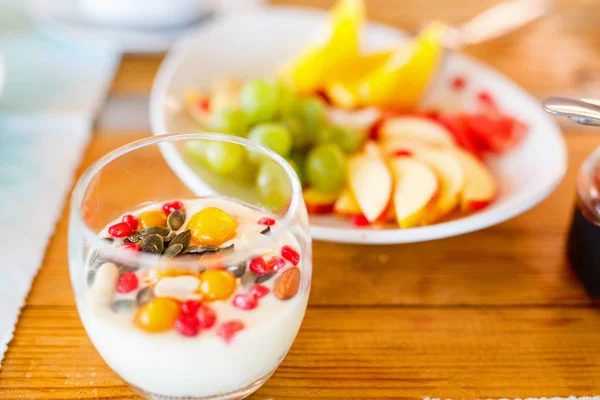 Pyszne Zdrowe Śniadanie Jogurtu Jagód Owoców — Zdjęcie stockowe
