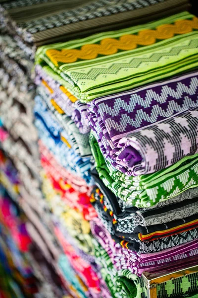 Textiles Tissus Colorés Sur Marché Traditionnel Myanmar — Photo