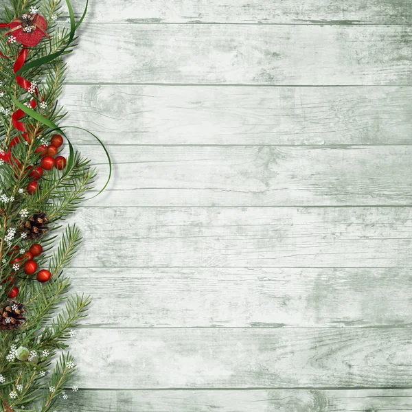 Abete di Natale con agrifoglio, fiocco di neve su tavola di legno — Foto Stock