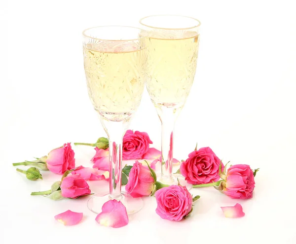 開花のバラとワイン — ストック写真