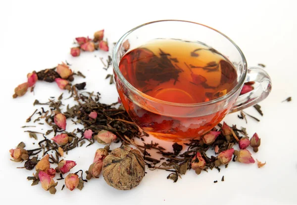 Čaj Hrnečku Suchých Růží — Stock fotografie