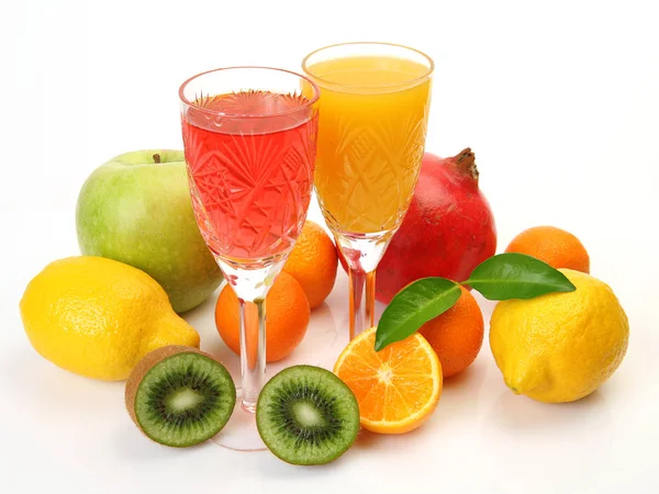 Two Glasses Juice Ripe Fruit White Background — Stock Photo, Image