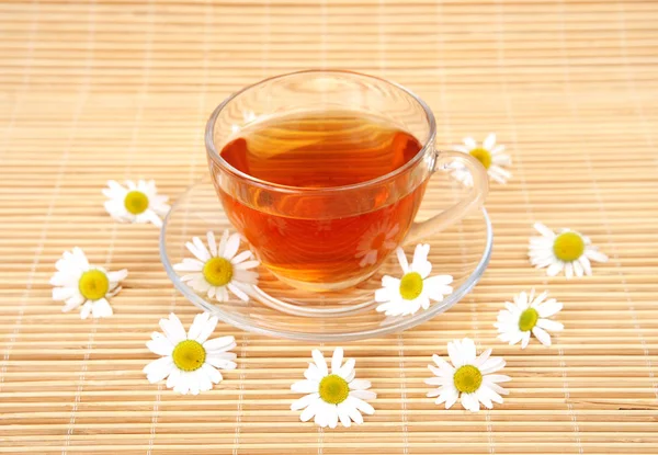 Egy Bögre Kamilla Virág Tea — Stock Fotó