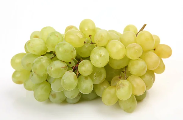 白い背景に熟したブドウ — ストック写真