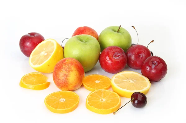 Fruits Mûrs Pour Des Aliments Sains Sains Pomme Orange Cerise — Photo