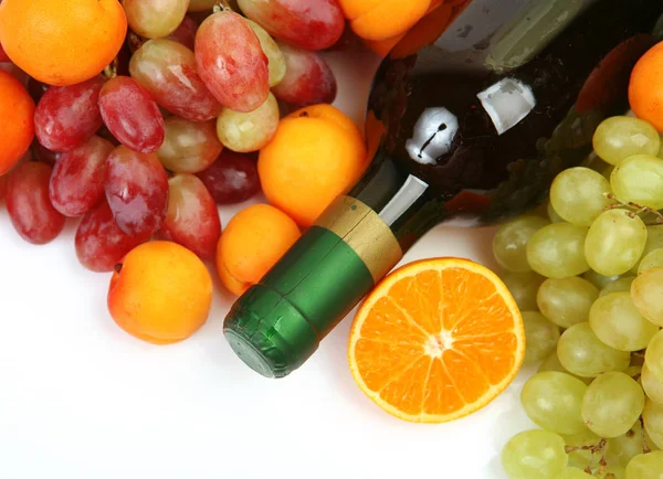 Ripe Fruits Bottle Wine — Stock Photo, Image