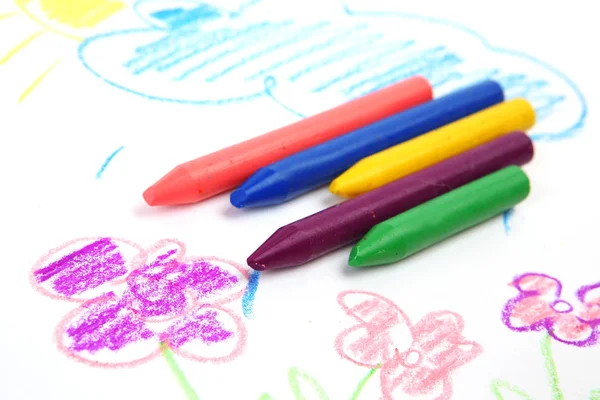 Gekleurde wax potloden voor de tekening — Stockfoto