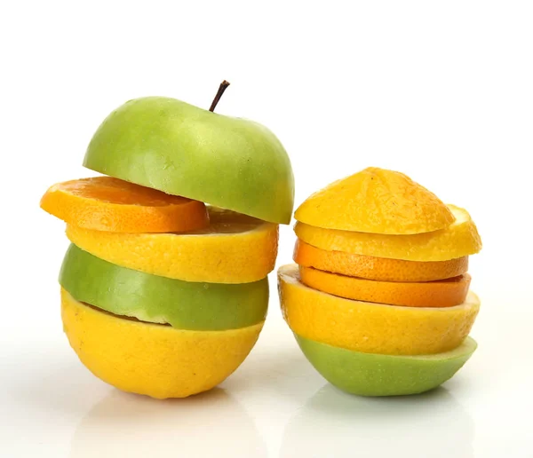 Dojrzałe owoce przeznaczone do dietetycznej żywności — Zdjęcie stockowe