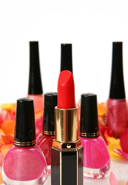 Nail polish and red lipstick — Stock Photo, Image