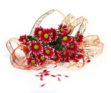 Beyaz bir arka planda krizantem buket