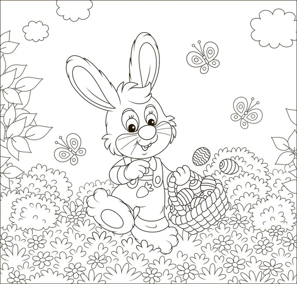 友好的微笑的复活节兔子与一篮子彩绘的蛋走在鲜花之间在阳光明媚的春天天 黑色和白色向量例证在一个动画片样式为着色书 — 图库矢量图片