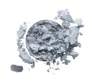 Ezilmiş doku ışık gri göz gölge beyaz arka plan üzerinde izole. Makro doku kırık gri toz beyaz arka plan üzerinde