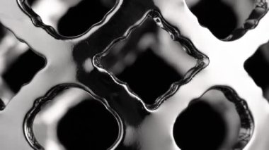 Krom yüzeyin pürüzsüz dairesel hareketi, siyah arka plan, soyutlama