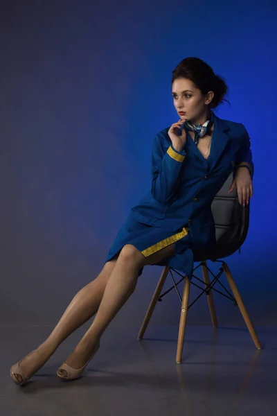 Schöne Junge Pinup Mädchen Anzug Der Stewardess — Stockfoto