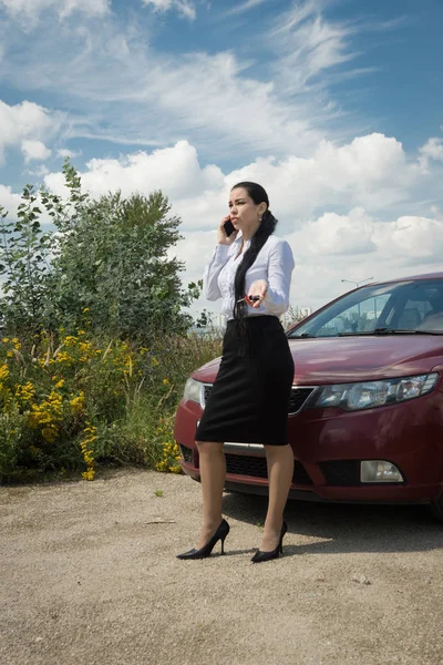 Exitosa Mujer Negocios Pie Fondo Calle — Foto de Stock