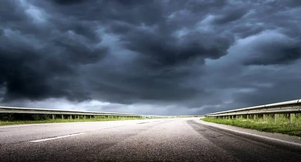 Hintergrund der Hurrikan-Tornado-Straße — Stockfoto