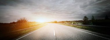 Yol yol ileri yönde