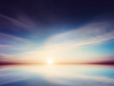 Bolivya gökyüzü ve su ayna yansımaları