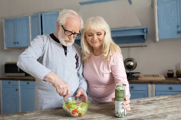 Senior couple cooking together. — Stock Photo, Image